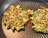 Foto del paso 3 de la receta: Tortitas de acelgas y quinoa (Gluten free & dairy free)