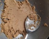 A picture of step 2 of Dryfruit sukhadi.