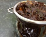 A picture of step 4 of Ukwaju/tamarind chicken.