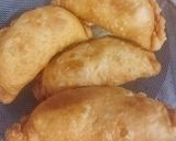 Foto langkah ke 4 dari resep Pastel Isi Kare Daging.