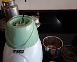 A picture of step 1 of Thandai.