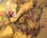 Foto langkah ke 5 dari resep Opor Ayam Kuning.