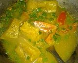 Foto langkah ke 4 dari resep Kikil bumbu kuning.