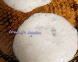 A picture of step 5 of Poha uttapam.