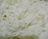 A picture of step 3 of Chicken chinese sandwich.