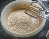 Foto del paso 2 de la receta: Budín integral de avena y mandarinas con pasas