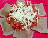 Foto del paso 6 de la receta: Raviolones integrales de Ricota, queso y nuez. (Masa sin huevo)