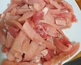 Foto del paso 3 de la receta: Strogonoff de cerdo con arroz y ensalada