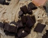 Foto langkah ke 6 dari resep Levain NYC Chocolate Cookies.