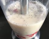 Foto del paso 2 de la receta: Smoothie de fresa y chía