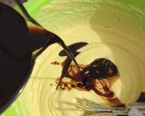 Foto langkah ke 8 dari resep Bolu Sarang Semut/ Caramel.