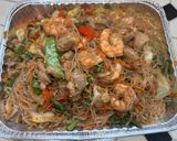 A picture of step 6 of Chicken & Shrimp Pancit Bihon.