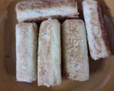 A picture of step 5 of French Toast Roll Ups.