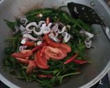 Foto langkah ke 5 dari resep Ca Kangkung Gurita.
