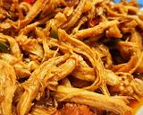 Foto langkah ke 3 dari resep Ayam suwir Kecap.