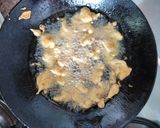 A picture of step 2 of Besan pakodi.