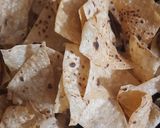 રોટી નાચોસ વીથ સાલસા સોસ (Roti Nachos With Salsa Sauce Recipe In Gujarati) રેસીપી સ્ટેપ1ફોટો