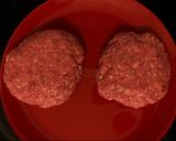 Foto del paso 3 de la receta Hamburguesas de ternera caseras con aros de cebolla
