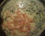 Foto del paso 7 de la receta: Arroz a la provenzal y camarones al verdeo en 2 quesos