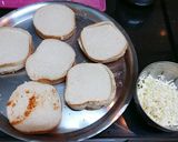 A picture of step 2 of Open Kidney Beans Macaroni Cheesy Burgers.