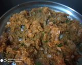 A picture of step 2 of Aloo paratha.