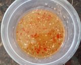 Hình bước làm 3 của món Cơm Trưa Cá Bống Dừa Kho sả Ớt Kèm Salad cải xà lách trộn