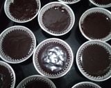 Foto langkah ke 7 dari resep Cupcake Brownies Panggang.