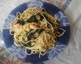 Foto del paso 5 de la receta: Spaguettis con gambas y espinacas