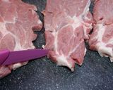 Rántott sertéstarja recept fázis 1 fotója