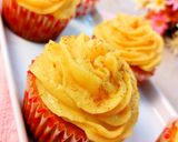Foto do passo 6 de CUPCAKE DE FUBÁ COM BRIGADEIRO DE MILHO: FÁCIL E DELICIOSO