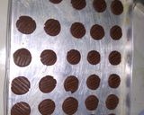 Foto langkah ke 3 dari resep Coklat kacang cookies.