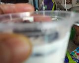 Foto langkah ke 4 dari resep Puding Susu Oreo dengan pemanis alami madu.