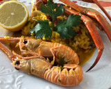 Foto del paso 8 de la receta: Arroz con cuerpos de centollo o cangrejo, cigalas, almejas y calamar
