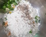 ઘઉં બાજરી ની ભાખરી(ghvu bajari recipe in Gujarati) રેસીપી સ્ટેપ2ફોટો