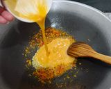 Foto langkah ke 2 dari resep Nasi Goreng Kunyit.