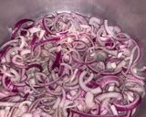 A picture of step 1 of Chicken Pilau.