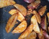 Foto del paso 5 de la receta: Papas al horno con cáscara