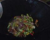 Foto langkah ke 2 dari resep Oseng Lompong kubis.