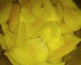 A picture of step 1 of Mango frooti.