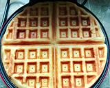 Gambar langkah 8 resipi Waffle Rangup.