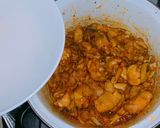 A picture of step 2 of Mi Quang Chicken Noodles.