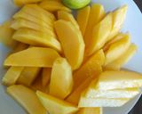 Foto langkah ke 1 dari resep 821. Asinan Mangga Thailand.