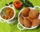 A picture of step 6 of Aloo Tamater Curry with Beetroot Puri.