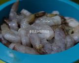 Foto langkah ke 2 dari resep Udang Oseng Mentega.
