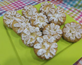 Foto del paso 1 de la receta: Bizcochitos de flores a la vainilla🌼🌼