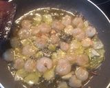 Foto del paso 2 de la receta Gambas al pil pil