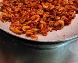 কুচো চিংড়ি ভাজা(kucho chingri bhaja recipe in Bengali) রেসিপির ধাপ 2 ছবি