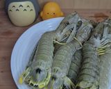 Foto langkah ke 1 dari resep Udang Mantis kukus.