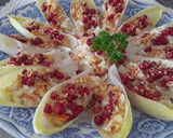 Foto del paso 4 de la receta: Ensalada de endivias con granada y almendras