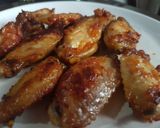 Foto langkah ke 6 dari resep Honey Spicy Chicken Wings.